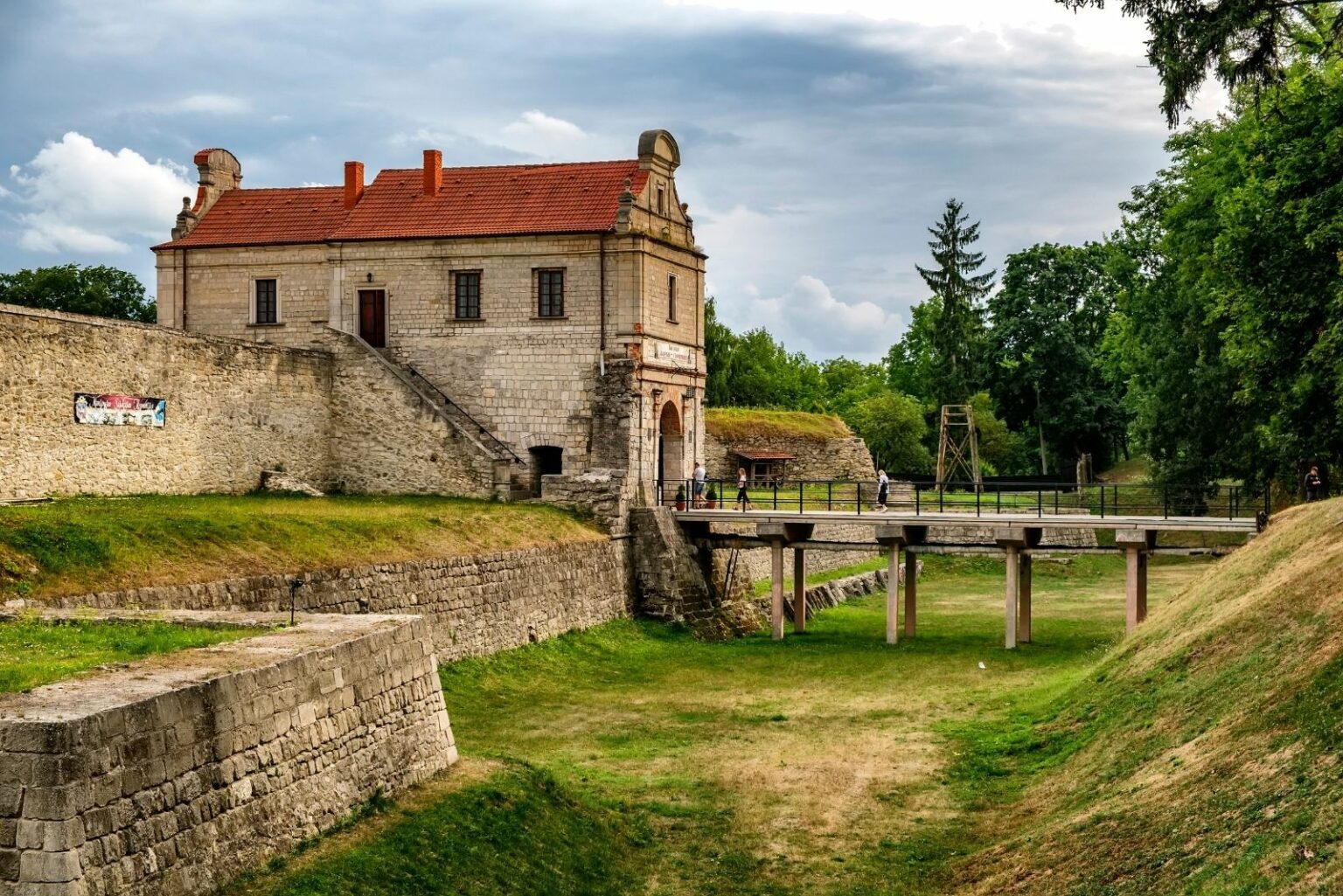 Замки України: 10 найкрасивіших замків і фортець України - Блог ХерсON