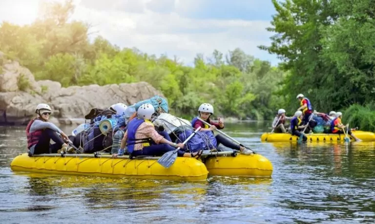 Група на рафтингу