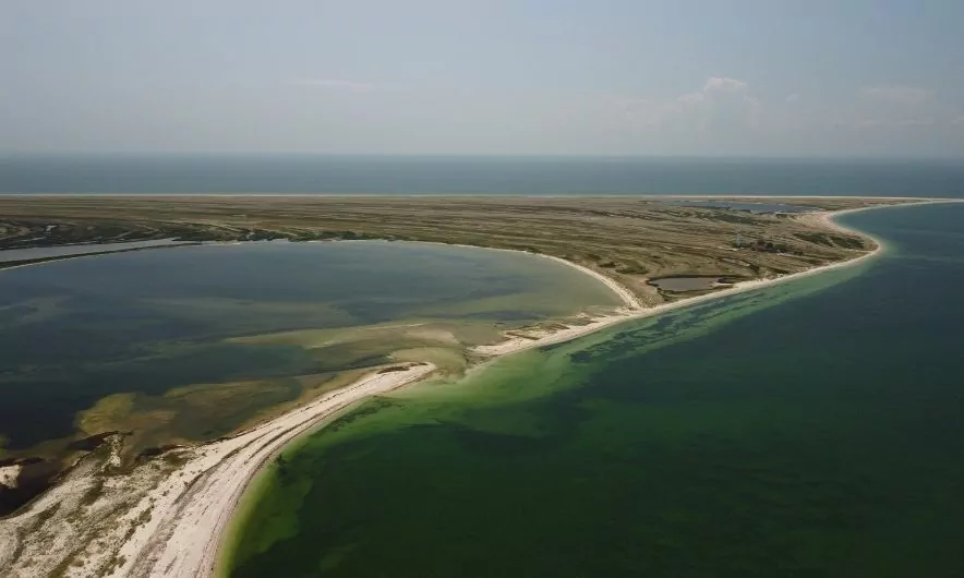 Остров Бирючий, Украина