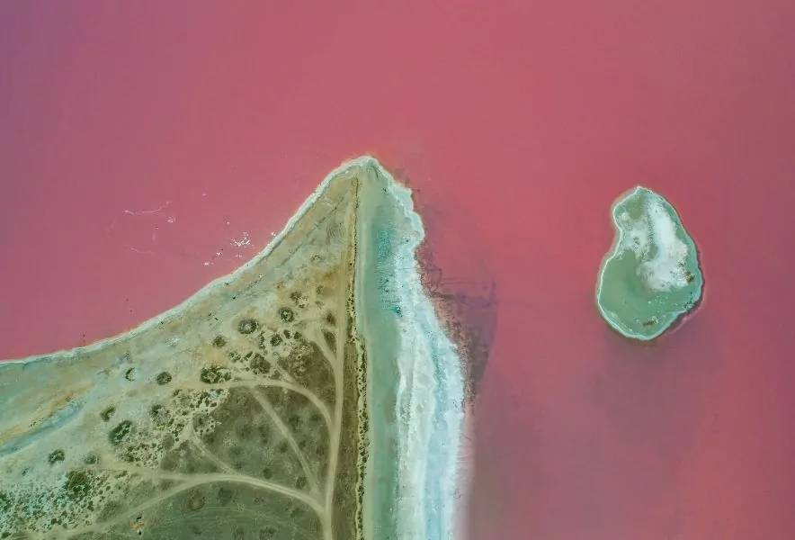Розовое озеро, Ивановка