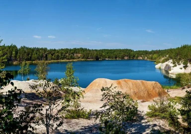 Насыпи в карьере